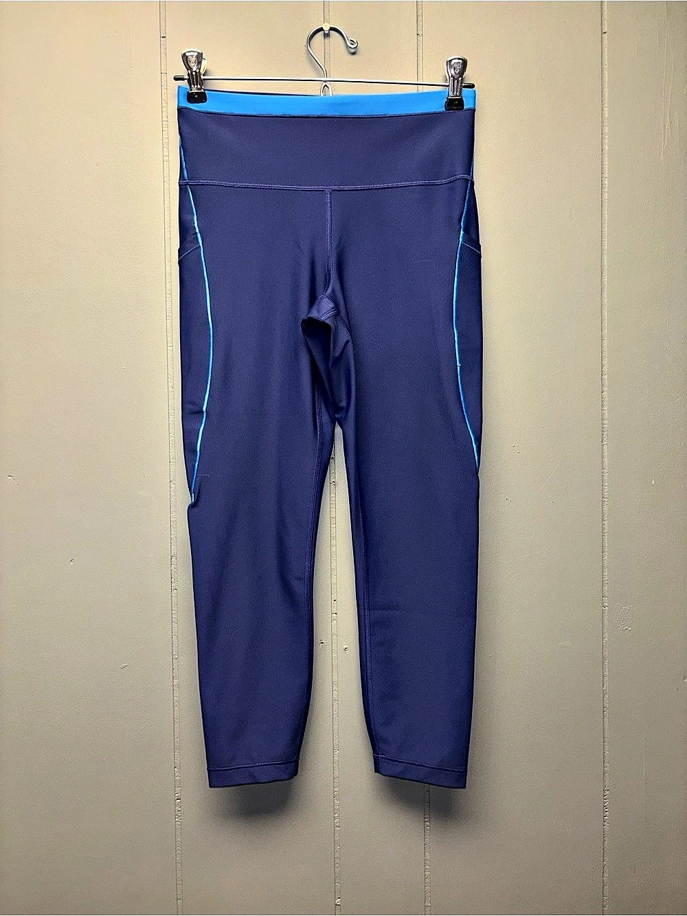 Athleta Interval Stash Tipped 7/8 Tight Blue Small